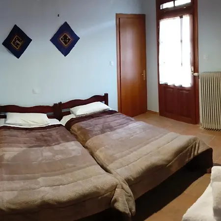 Varnous Ξενοδοχείο 2*